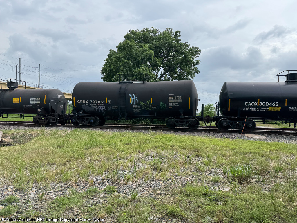 GBRX 707852